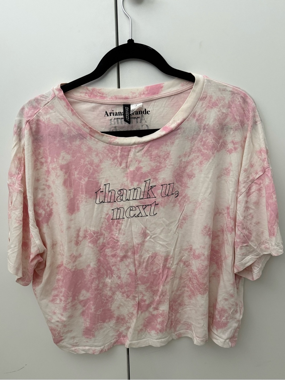 Thank U Next Ariana Grande T-shirt Size Large